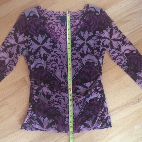 INC V-neck fitted top - Picture 6 of 8